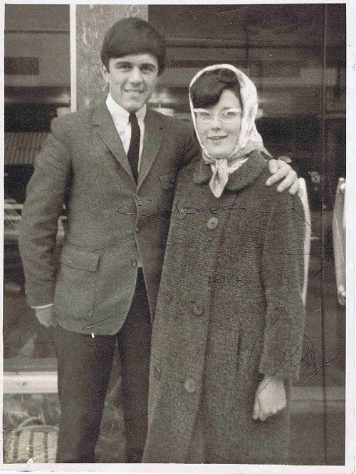 DAVE CLARK SIGNED. (1 of 1)