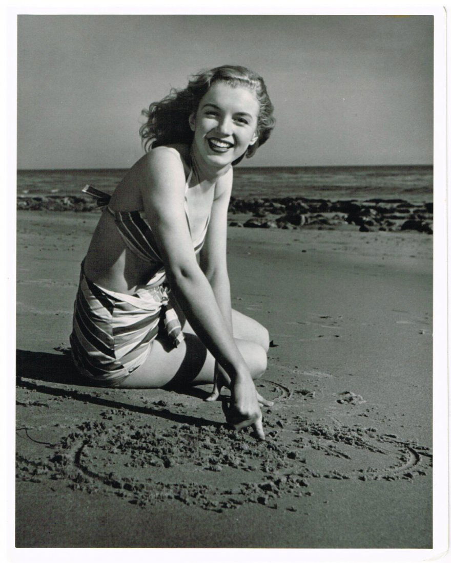 JOSEPH JASGUR: MARILYN MONROE TOBEY BEACH 1946. (1 of 2)