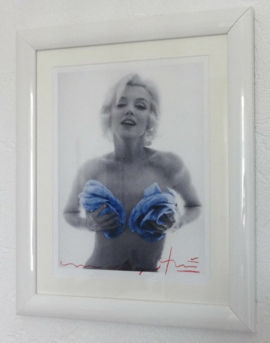 BERT STERN SIGNED: MARILYN MONROE CLASSIC BLUE ROSES. (1 of 2)