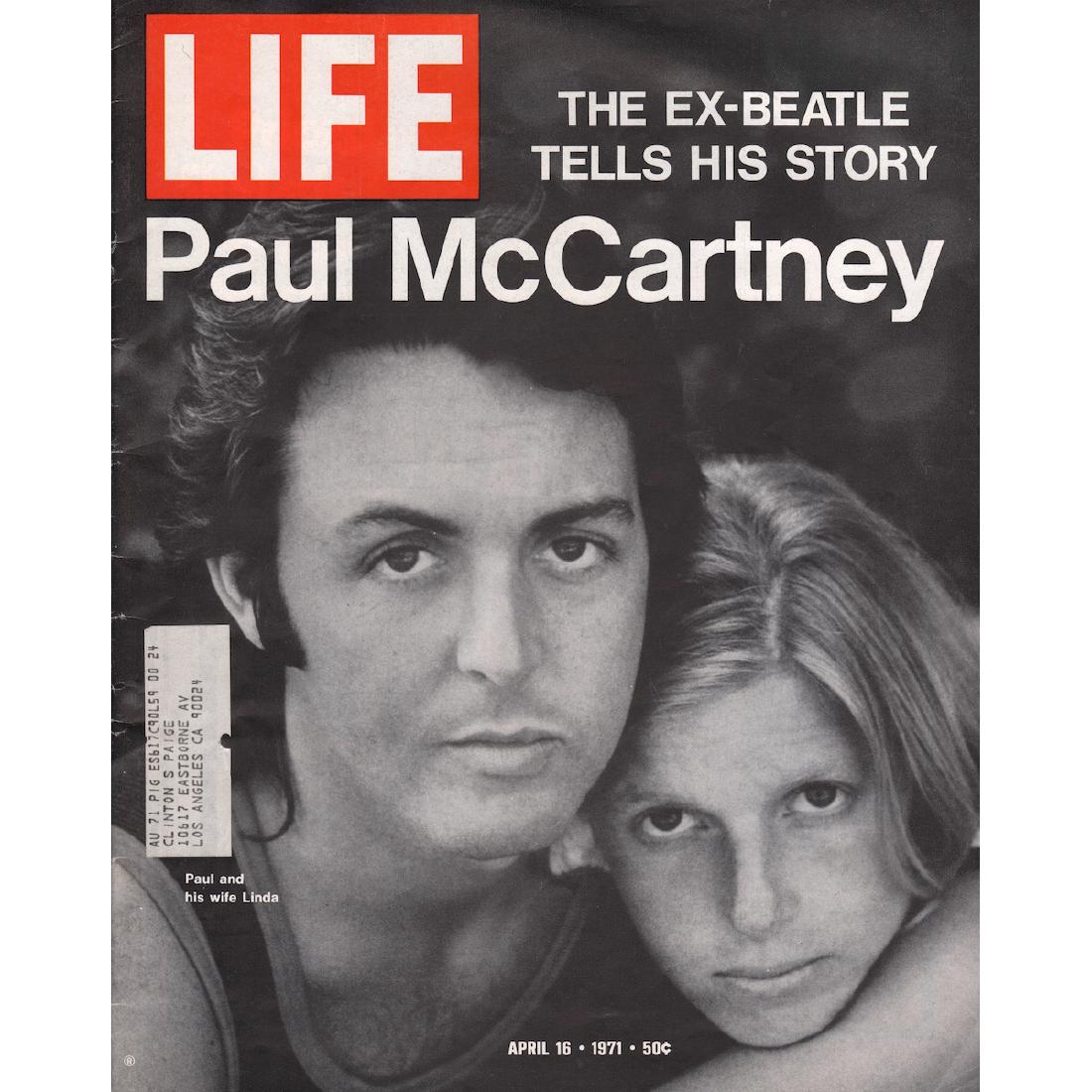 Paul McCartney - 1971 Life Magazine: SIR PAUL MCCARTNEY (English Musician, Singer and Songwriter) Original & Vintage 1971 Life Magazine featuring Paul McCartney. Dated: April 16, 1971. Â©1971 First Printing. Includes COA. Dimensions: 1