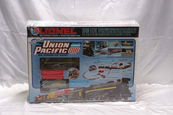 Lionel Train Set 11736 UP Express freight set.: 11736 UP Express freight set. Gauge: O-27 Item Quality: Q1 Box Quality: B1