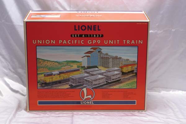 Lionel Train Set 11837 UP GP-9 Unit Train set.: 11837 UP GP-9 Unit Train set. Gauge: O Item Quality: Q1 Box Quality: B1