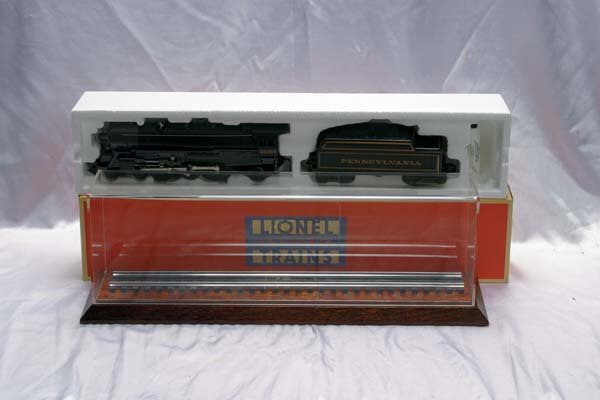 Lionel Locomotive 18050 JC Penney PRR 4-6-2 steam: 18050 JC Penney PRR 4-6-2 steam locomotive with display case. Gauge: O Item Quality: Q1 Box Quality: B1