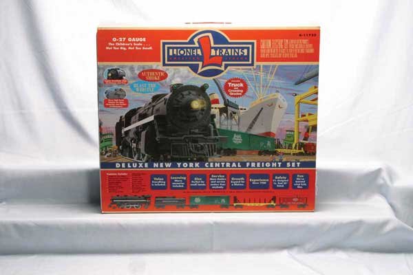 Lionel Train Set 11735 Deluxe NYC Freight set.: 11735 Deluxe NYC Freight set. Gauge: O-27 Item Quality: Q2 Box Quality: B2