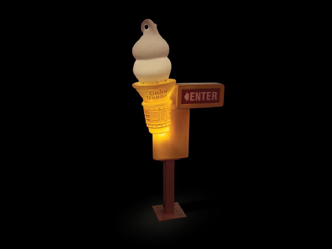 Dairy Queen Entrance Lighted Sign: Dairy Queen Entrance Lighted Sign Single-sided78 in. × 34 in.Grade: 8Shipping Class: 7N Check back soon for complete catalogue description.