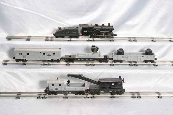 Lionel Train Set 1502 Yard Chief work train freig: 1502 Yard Chief work train freight set. Gauge: O-27 Item Quality: Q1 Box Quality: B2