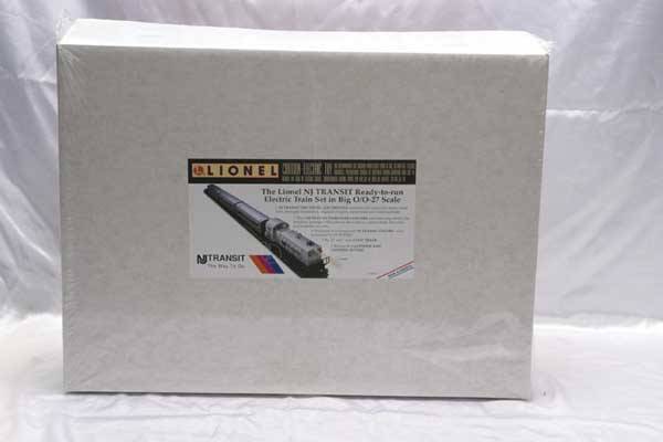 Lionel Train Set 11828 NJ Transit passenger set.: 11828 NJ Transit passenger set. Gauge: O-27 Item Quality: Q1 Box Quality: B1