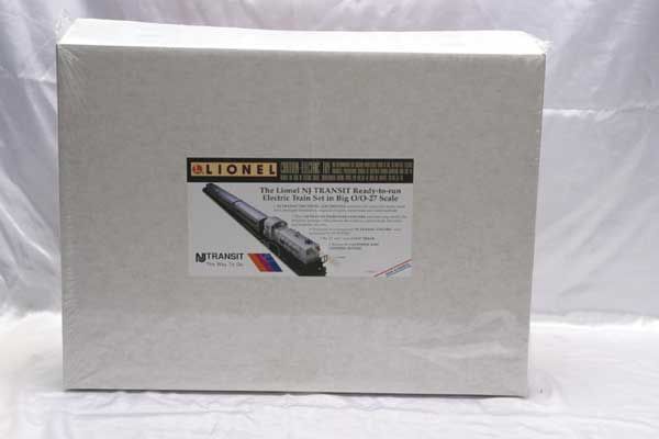 Lionel Train Set 11828 NJ Transit passenger set.: 11828 NJ Transit passenger set. Gauge: O-27 Item Quality: Q1 Box Quality: B1