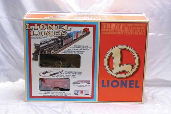 Lionel Train Set 11921 Lionel Lines freight set.: 11921 Lionel Lines freight set. Gauge: O-27 Item Quality: Q1 Box Quality: B1
