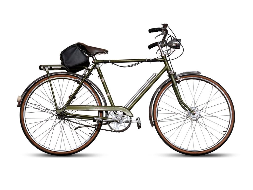 Raleigh Bicycle (1 of 2)