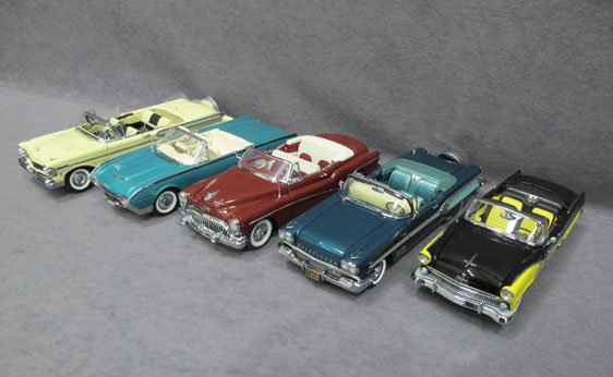 079N: Five (5) 1/24 Scale Danbury Mint Cars: Five (5) 1/24 Scale Danbury Mint Cars - 1955 Ford Fairlane Sunliner New in Box, 1958 Pontiac Bonneville Convertible New in Box, 1953 Red Buick Skylark New in Box, 1961 Ford Thunderbird New in Box, 195