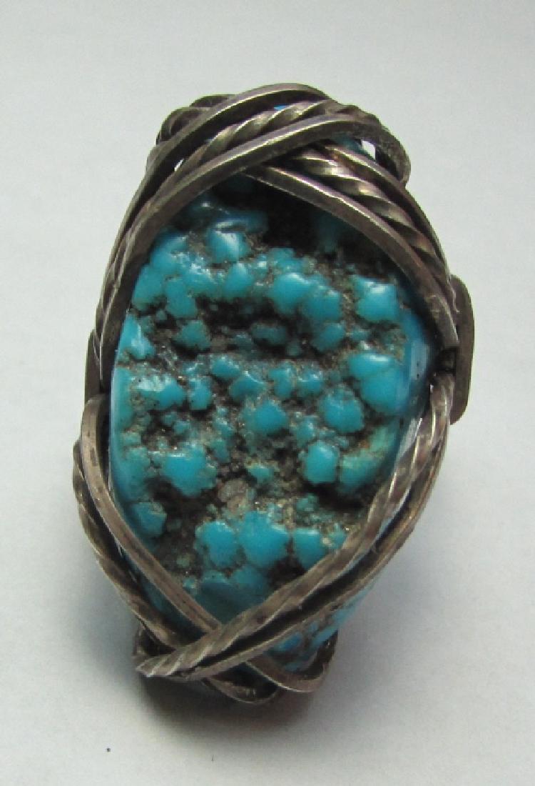 GEM TURQUOISE STERLING SILVER WIRE RING OLD PAWN: GEM TURQUOISE & STERLING SILVER WIRE OLD PAWN NATIVE AMERICAN RING. SIZE 6, 9.8 GRAMS. (USA SHIPPING $4)