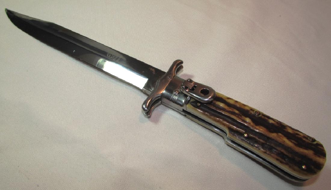 OTHELLO ROSTFREI FOLDING HUNTER KNIFE STAG: OTHELLO GERMAN MADE STAG & STAINLESS FOLDING KNIFE. HAS BROKEN SPRING, OPENS BY HAND. (USA SHIPPING $8)