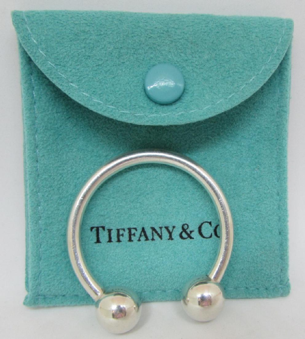 TIFFANY & CO KEY RING STERLING SILVER LARGE BALL: AUTHENTIC SCREW BALL KEYRING WITH TIFFANY POUCH. 44MM WIDE KEYCHAIN. WEIGHS 22.7 GRAMS. EXCELLENT CONDITION. (USA SHIPPING $10)