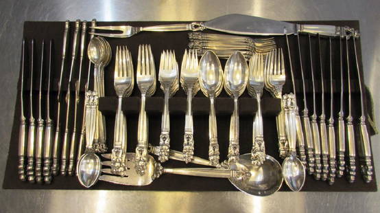 GEORG JENSEN ACORN 109PC STERLING SILVER SET: 109 PIECES OF GEORG JENSEN DENMARK FLATWARE IN THE ACORN PATTERN. EXCELLENT CONDITION, NO MONOGRAM. 7 1/2" FORK , 9" KNIFE, 6 1/2" SALAD, 6 1/2" FORK, 6 3/4" SOUP, 12 of EACH. PLUS 20 -5 3/4" SPOONS,