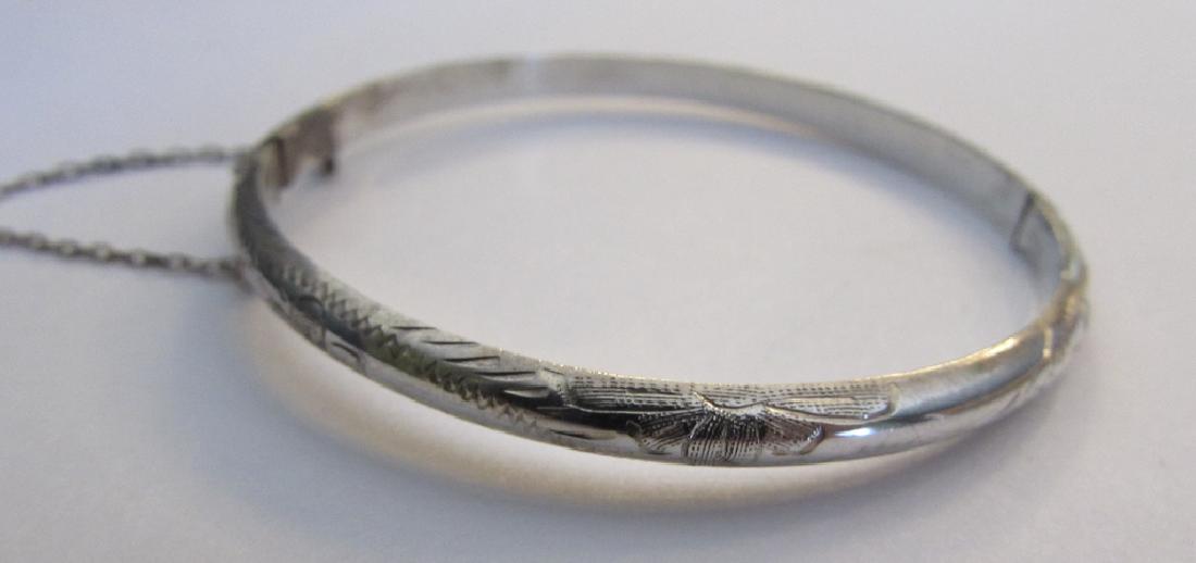STERLING SILVER BRACELET BANGLE FLORAL ENGRAVED (1 of 2)
