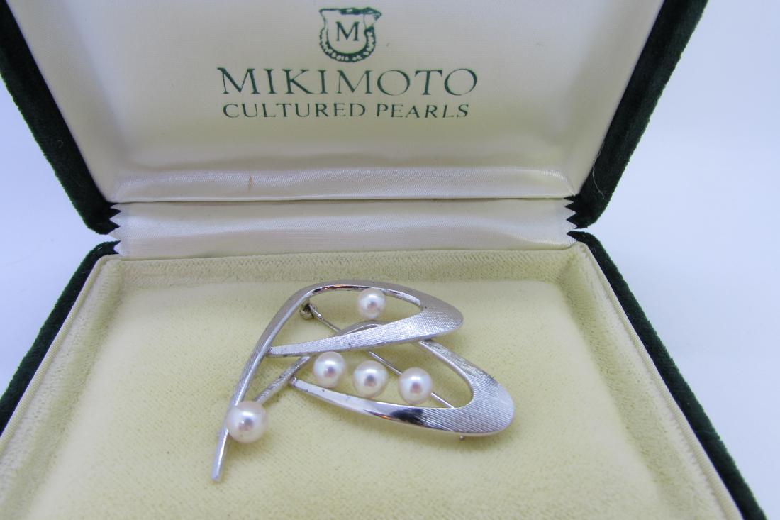 MIKIMOTO PEARL PIN STERLING SILVER BROOCH SIGNED (1 of 4)