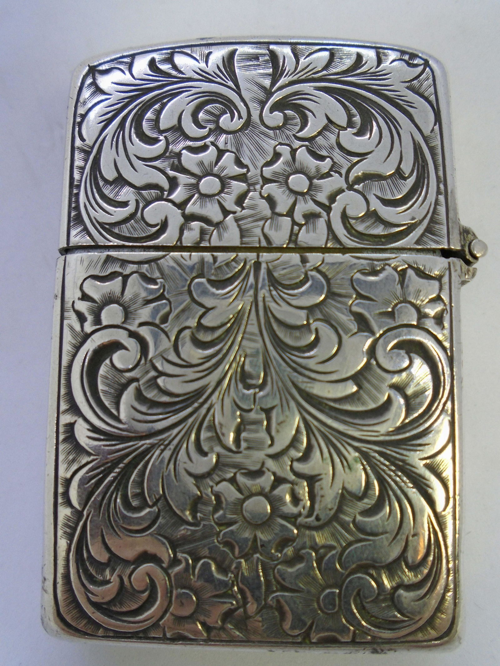 PERUZZI FLORENCE ITALY COIN SILVER LIGHTER CASE: VINTAGE ESTATE HALLMARKED 800 ITALIAN STERLING. 57MM BY 40MM BY 13MM. WEIGHS 57 GRAMS. MONOGRAMED "ERV" (USA SHIPPING $5)