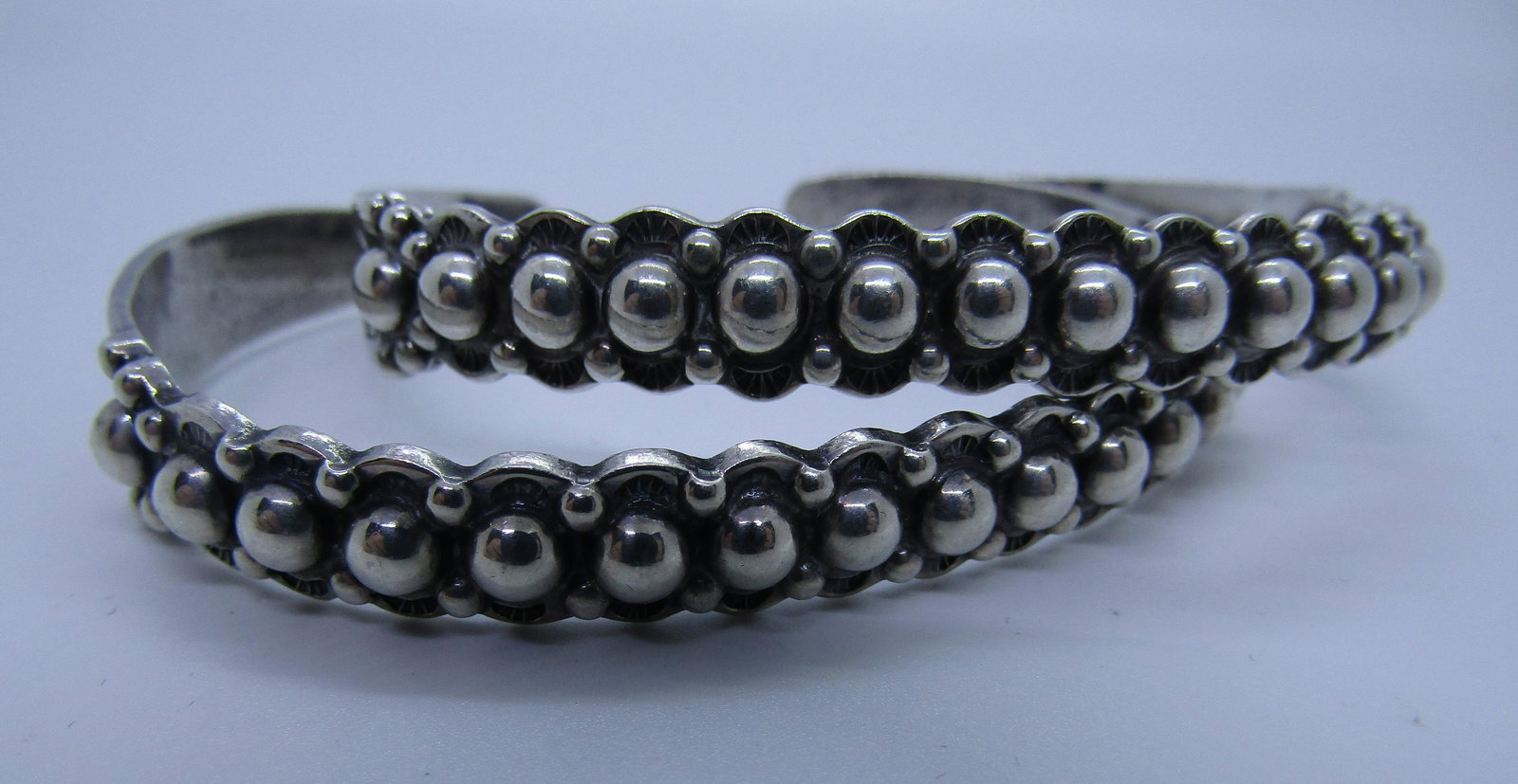2 FRED HARVEY ERA CUFF BRACELETS STERLING SILVER (1 of 5)
