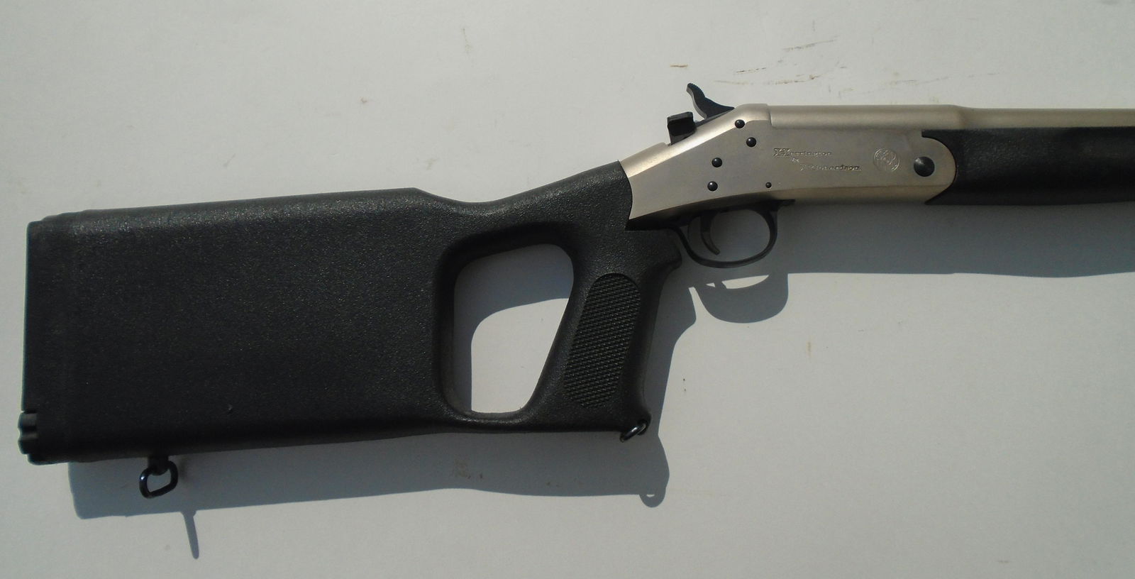 H&R SNAKE TAMER 410 45 COLT SHOTGUN 3" FULL CHOKE: HARRINGTON & RICHARDSON SNAKE TAMER .410 LONG GUN. 22" BARREL, POLY STORAGE STOCK, SINGLE SHOT, BREAK BARREL. SER. # (HF338049) (US SHIPPING & FFL $75).