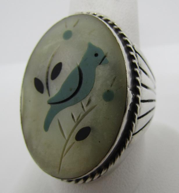 ZUNI INLAY BLUE JAY TURQUOISE RING STERLING SILVER: UNMARKED & TESTED STERLING SILVER RING, SIZE 10. VINTAGE ESTATE NATIVE AMERICAN SOUTHWEST INDIAN JEWELRY. BEZEL& INLAID WITH STONES, TURQUOISE & JET. TOP MEASURES 33MM LONG BY 25MM WIDE. WEIGHS 32.6 G