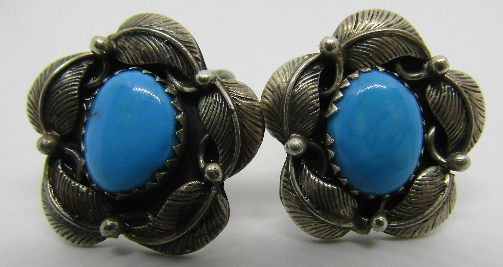 JB MARK GEM TURQUOISE EARRINGS STERLING SILVER: HALLMARKED "JB STERLING" OLD PAWN NATIVE AMERICAN SOUTHWEST INDIAN JEWELRY. 20MM WIDE CLIP BACK WITH SLEEPING BEAUTY. TESTED STERLING SILVER, WEIGH 8.6 GRAMS. VINTAGE ESTATE EXCELLENT USED CONDITION. 