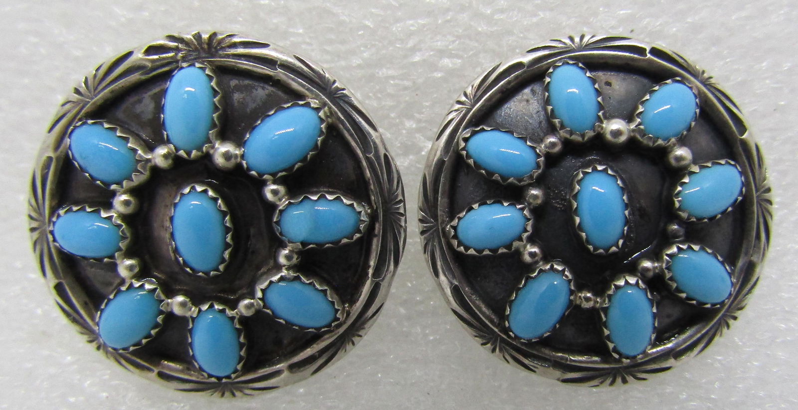 JAMES TURQUOISE EARRINGS STERLING SILVER PIERCED: SLEEPING BEAUTY CLUSTER MARKED "L. JAMES STERLING" OLD PAWN NATIVE AMERICAN SOUTHWEST INDIAN JEWELRY. MEASURE 22MM WIDE. TESTED STERLING SILVER, WEIGH 8.3 GRAMS. VINTAGE ESTATE EXCELLENT USED CONDITIO