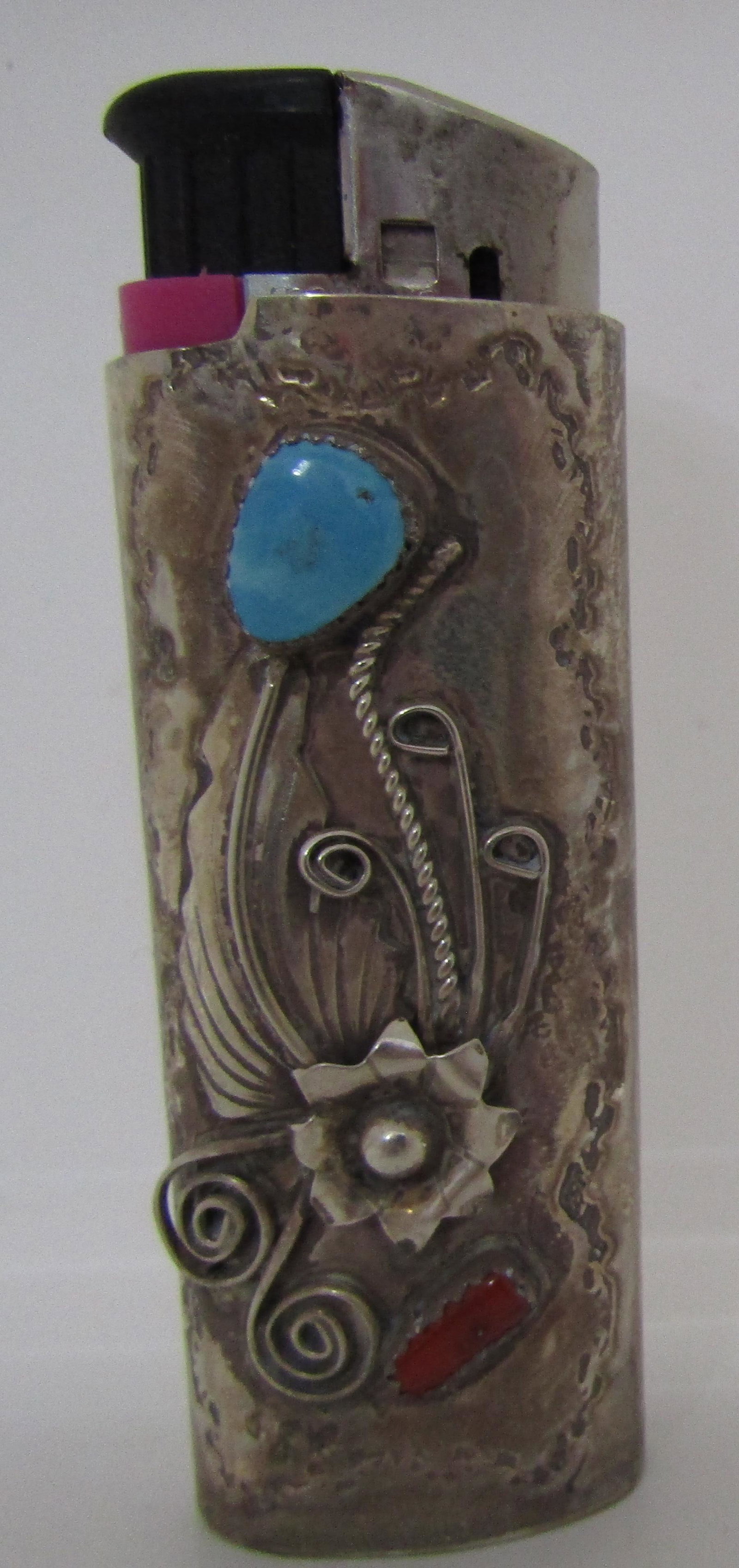 JM TURQUOISE CORAL LIGHTER STERLING SILVER: SQUASH BLOSSOM DESIGN WITH TURQUOISE AND RED CORAL MARKED "JM STERLING" JAMES MARTIN NATIVE AMERICAN SOUTHWEST NAVAJO INDIAN JEWELRY. MEASURE 68MM LONG BY 26.5MM WIDE. WEIGHS 13.0 GRAMS. VINTAGE ESTAT