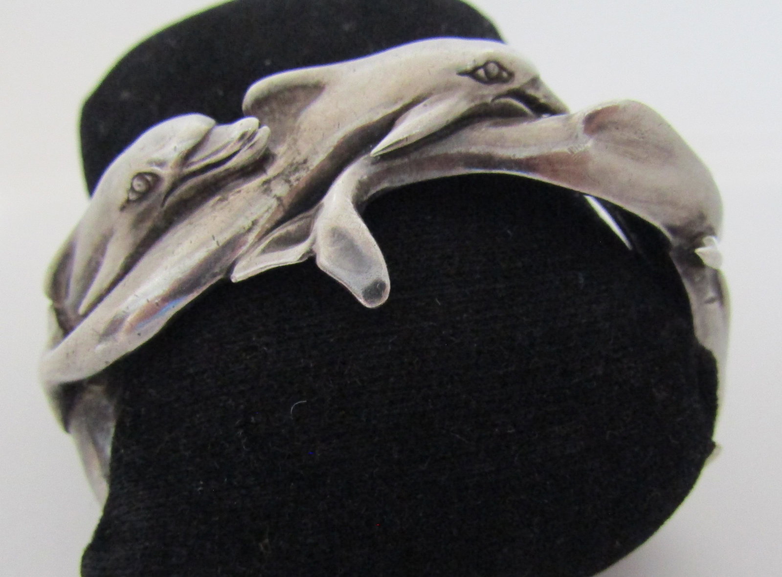 KABANA DOLPHIN CUFF BRACELET STERLING SILVER: VINTAGE ESTATE GENUINE SIGNED "KBN STER". 28.3MM WIDE. WEIGHS 48.6 GRAMS. GOOD USED CONDITION. USA SHIPPING $5.