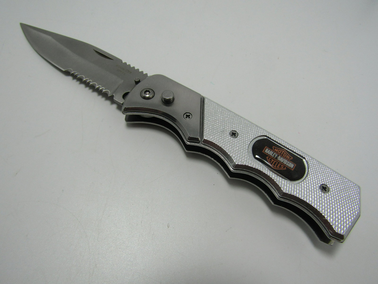 HARLEY DAVIDSON SWITCHBLADE KNIFE: PUSH BUTTON SWITCHBLADE KNIFE, 8 3/4 INCH LONG WITH 3 3/4 INCH BLADE. US SHIPPING $5