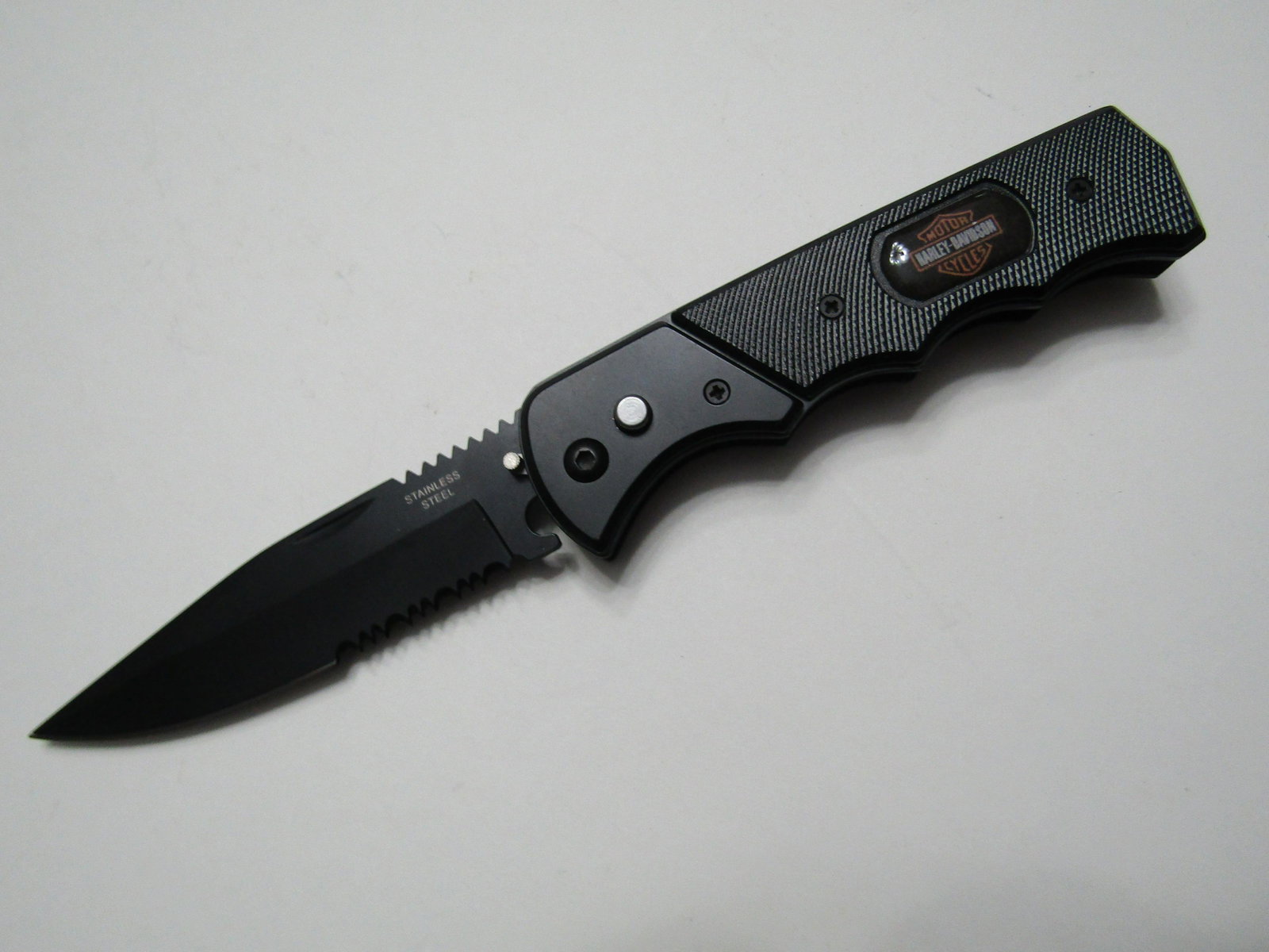 HARLEY DAVIDSON SWITCHBLADE KNIFE: 8 1/2 INCH PUSH BUTTON FOLDING KNIFE WITH 3 3/4 INCH BLADE. US SHIPPING $5