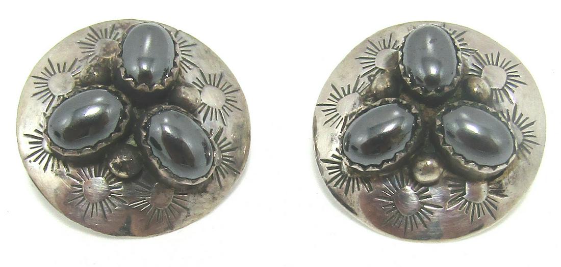 VINTAGE STERLING HEMATITE CONCHO EARRINGS (1 of 4)