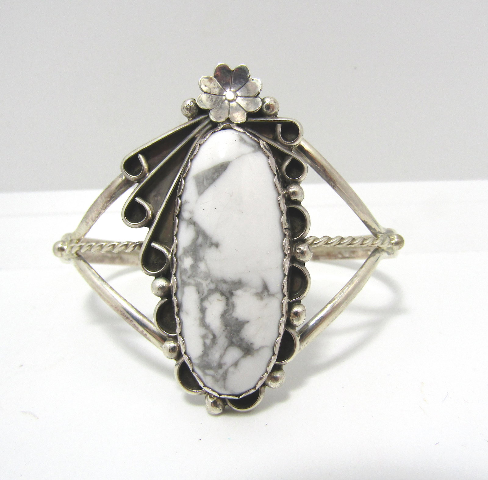 SIGNED M WHITE BUFFALO STERLING CUFF BRACELET (1 of 3)