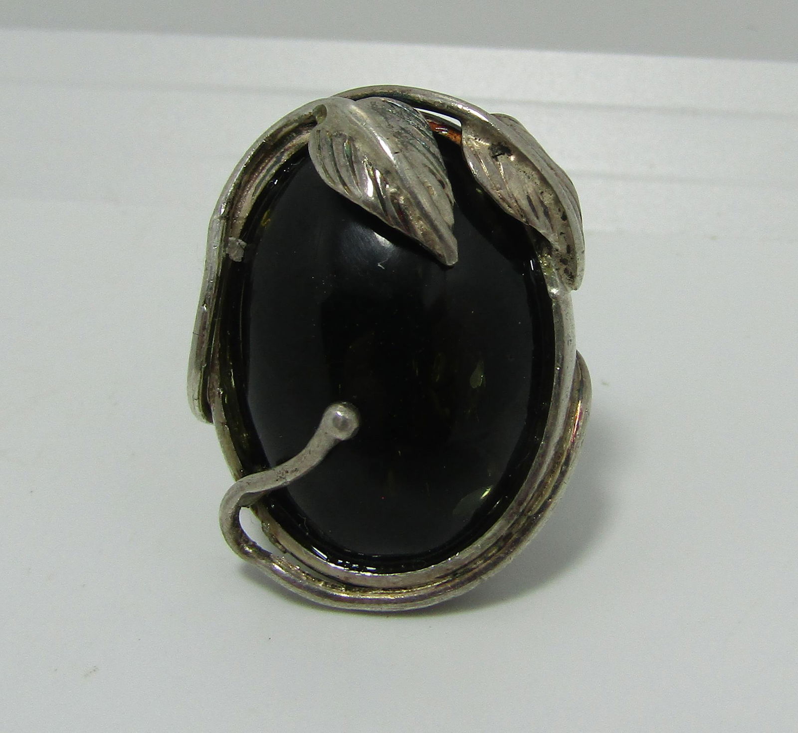BLACK AMBER STERLING SILVER RING (1 of 3)