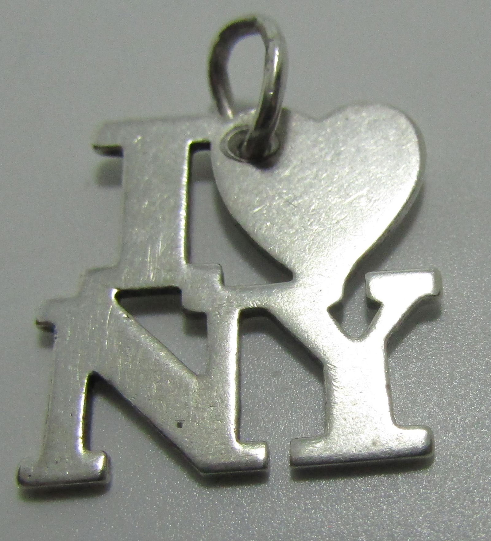 TIFFANY & CO STERLING SILVER I LOVE NY CHARM (1 of 2)