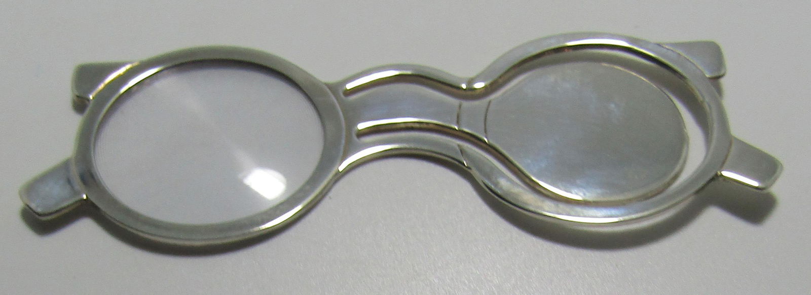 TIFFANY & CO MAGNIFYING GLASS BOOKMARK STERLING (1 of 5)