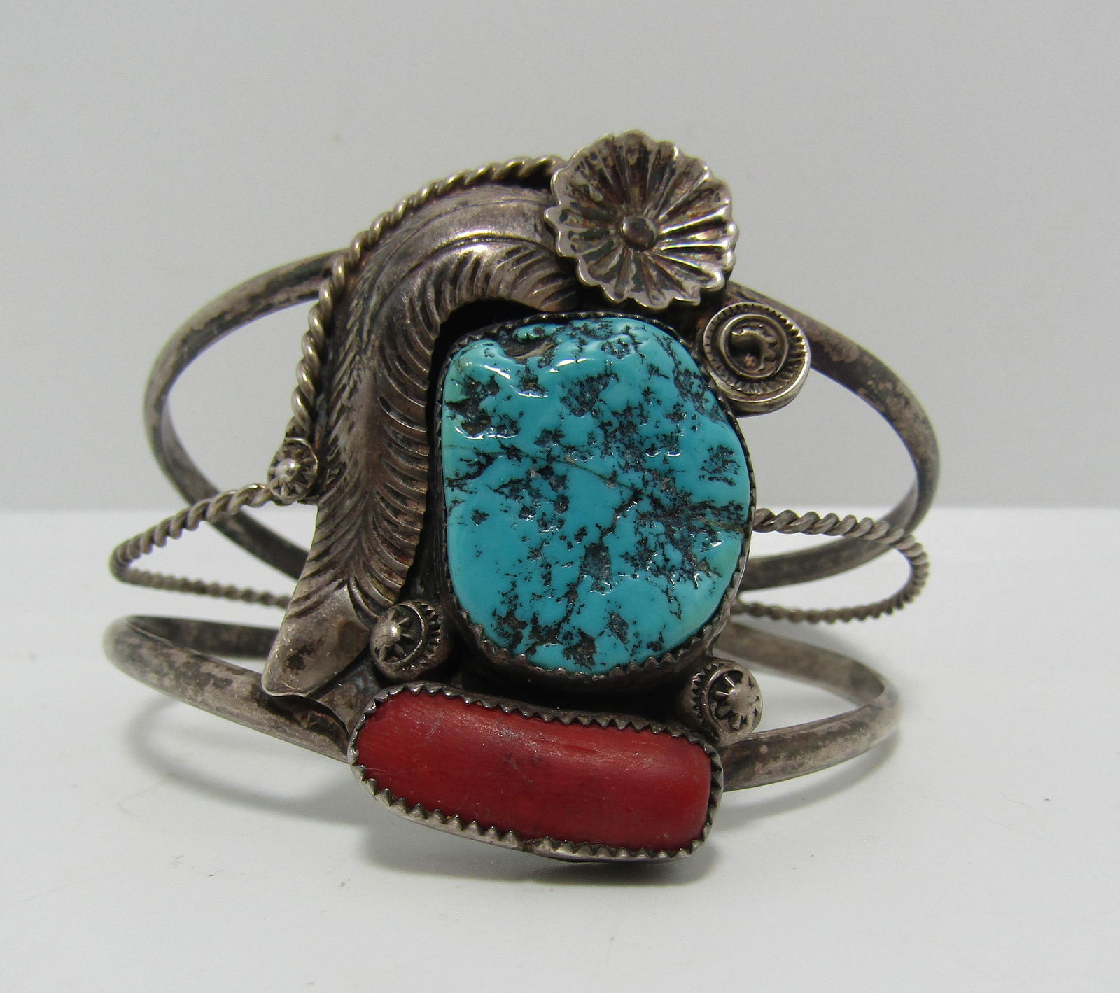 OLD PAWN RED CORAL TURQUOISE STERLING SPLIT CUFF (1 of 3)