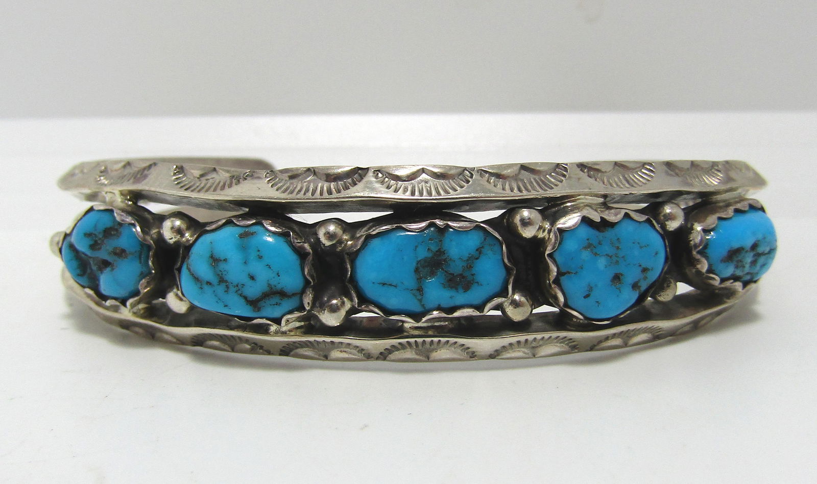 H SPENCER 5 STONE TURQUOISE STERLING CUFF BRACELET (1 of 4)