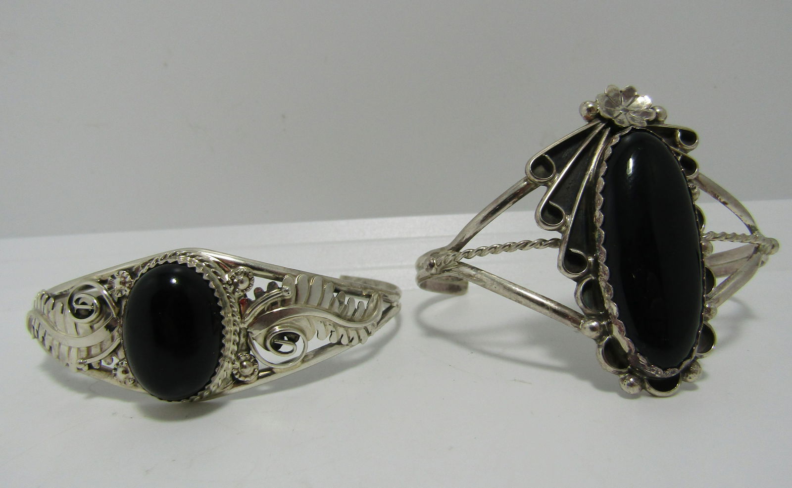 SIGNED RM Y ONYX STERLING CUFF BRACELETS LOT OF 2 (1 of 5)