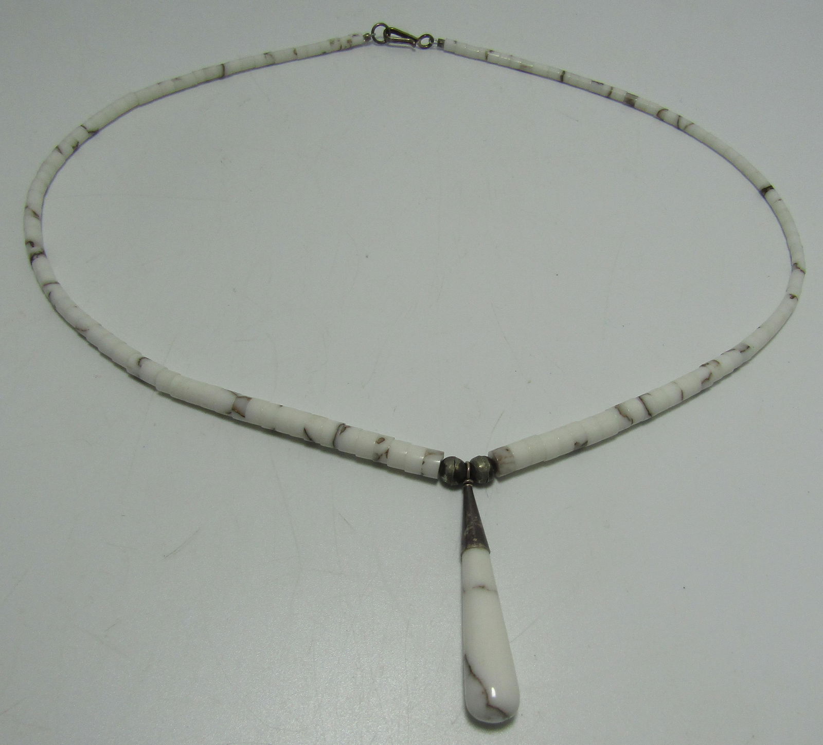 WHITE BUFFALO TURQUOISE BEAD NECKLACE STERLING (1 of 3)