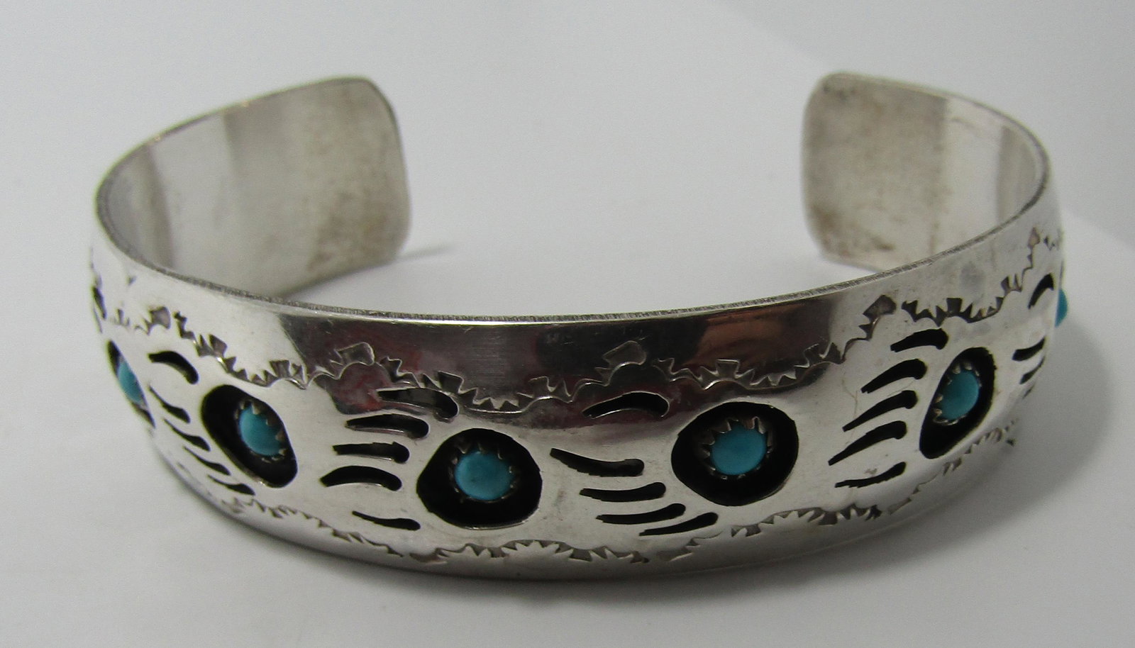 SPENCER TURQUOISE CUFF BRACELET STERLING SILVER (1 of 5)