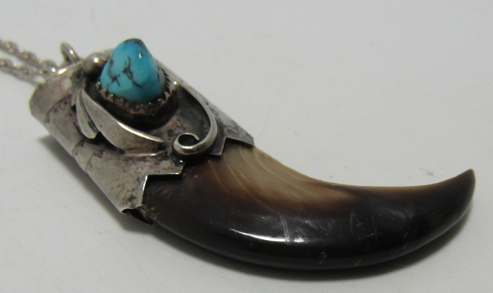 "ES" BEAR CLAW TURQUOISE NECKLACE STERLING SILVER (1 of 6)