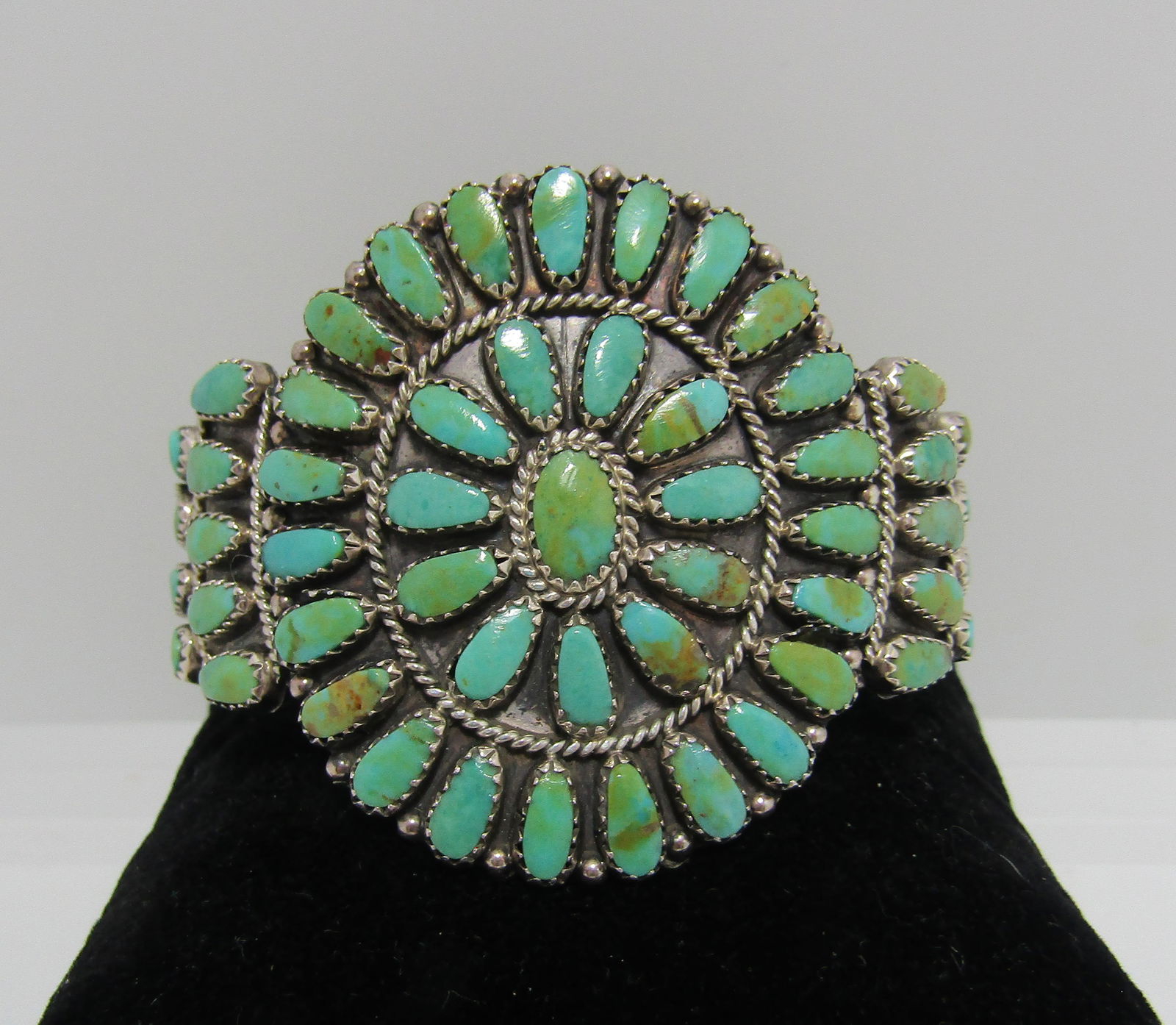 LM BEGAY TURQUOISE STERLING CLUSTER CUFF (1 of 6)