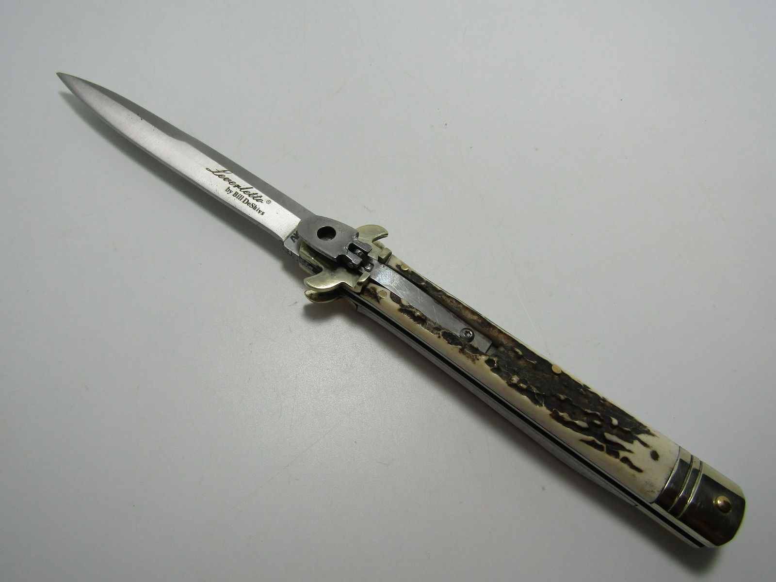 LARGE STAG SWITCHBLADE LEVERLETTO KNIFE (1 of 2)