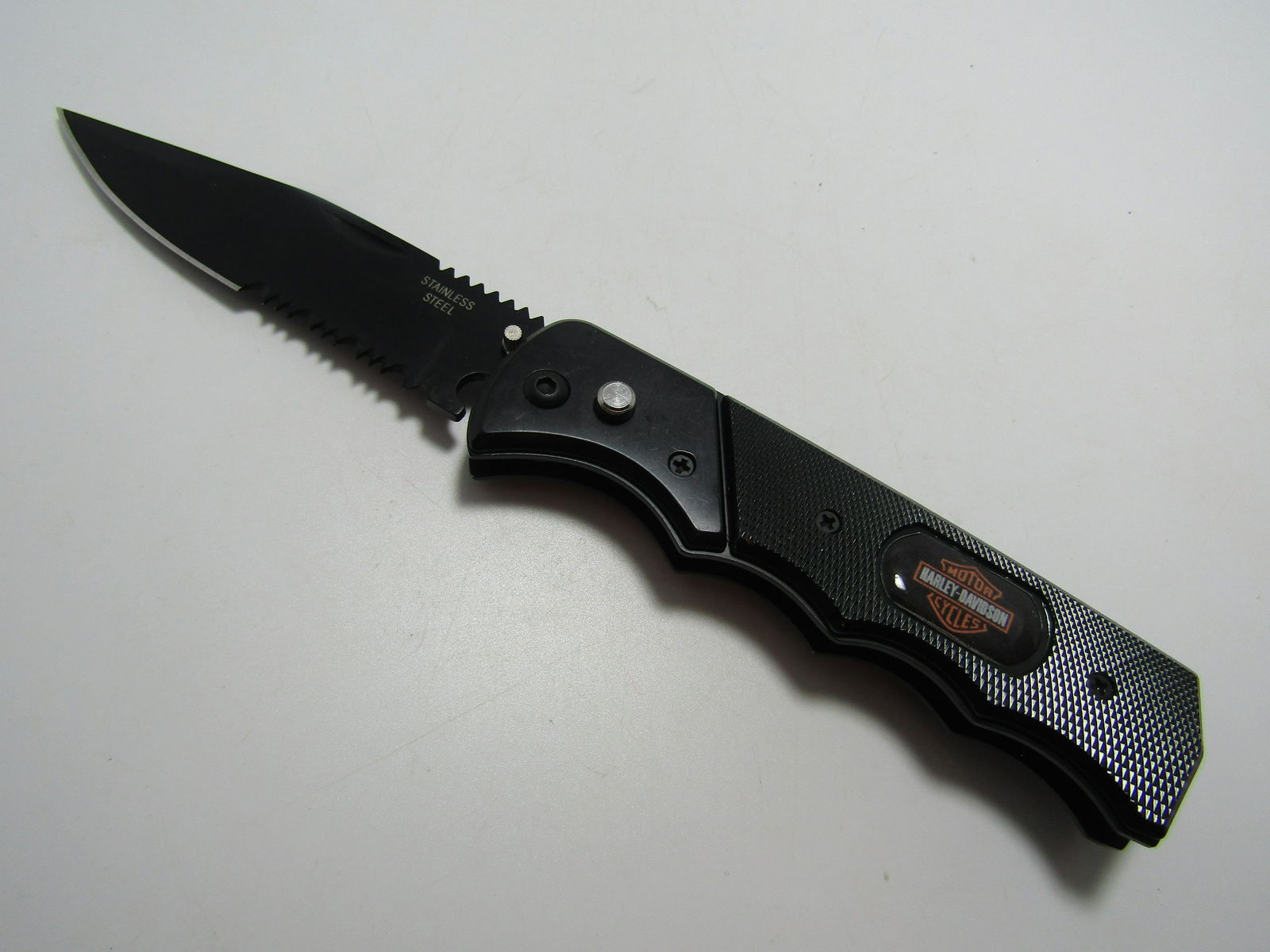HARLEY DAVIDSON SWITCHBLADE KNIFE. (1 of 2)