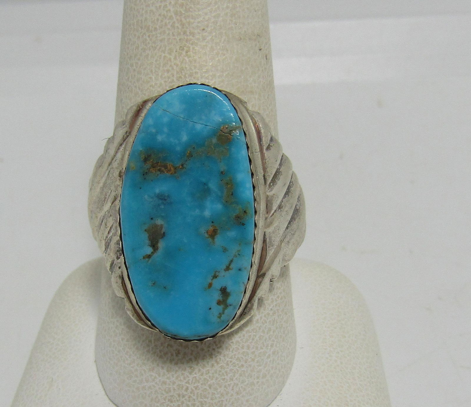 SIGNED R STERLING TURQUOISE MAN'S RING 13 GRAMS (1 of 4)