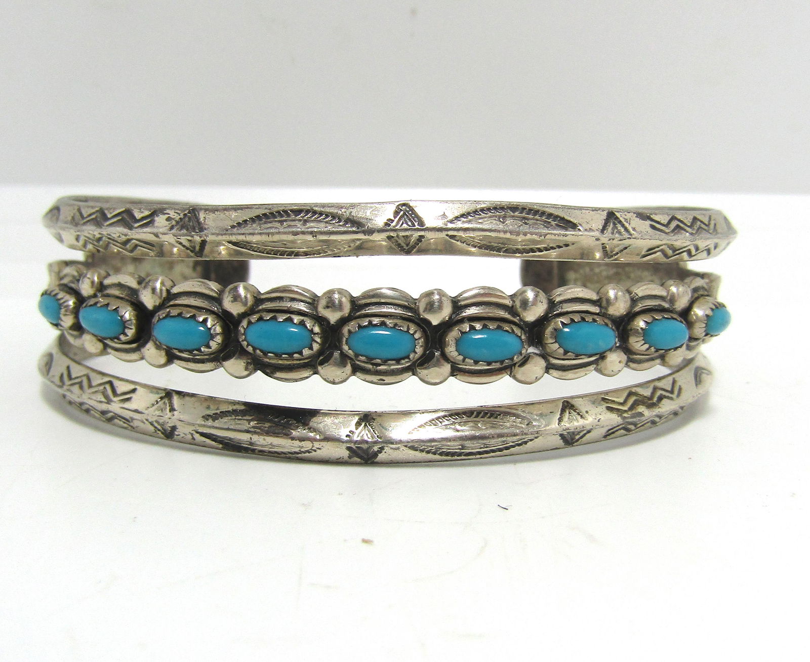 OLD PAWN SIGNED STERLING TURQUOISE KNIFE EDGE CUFF (1 of 5)