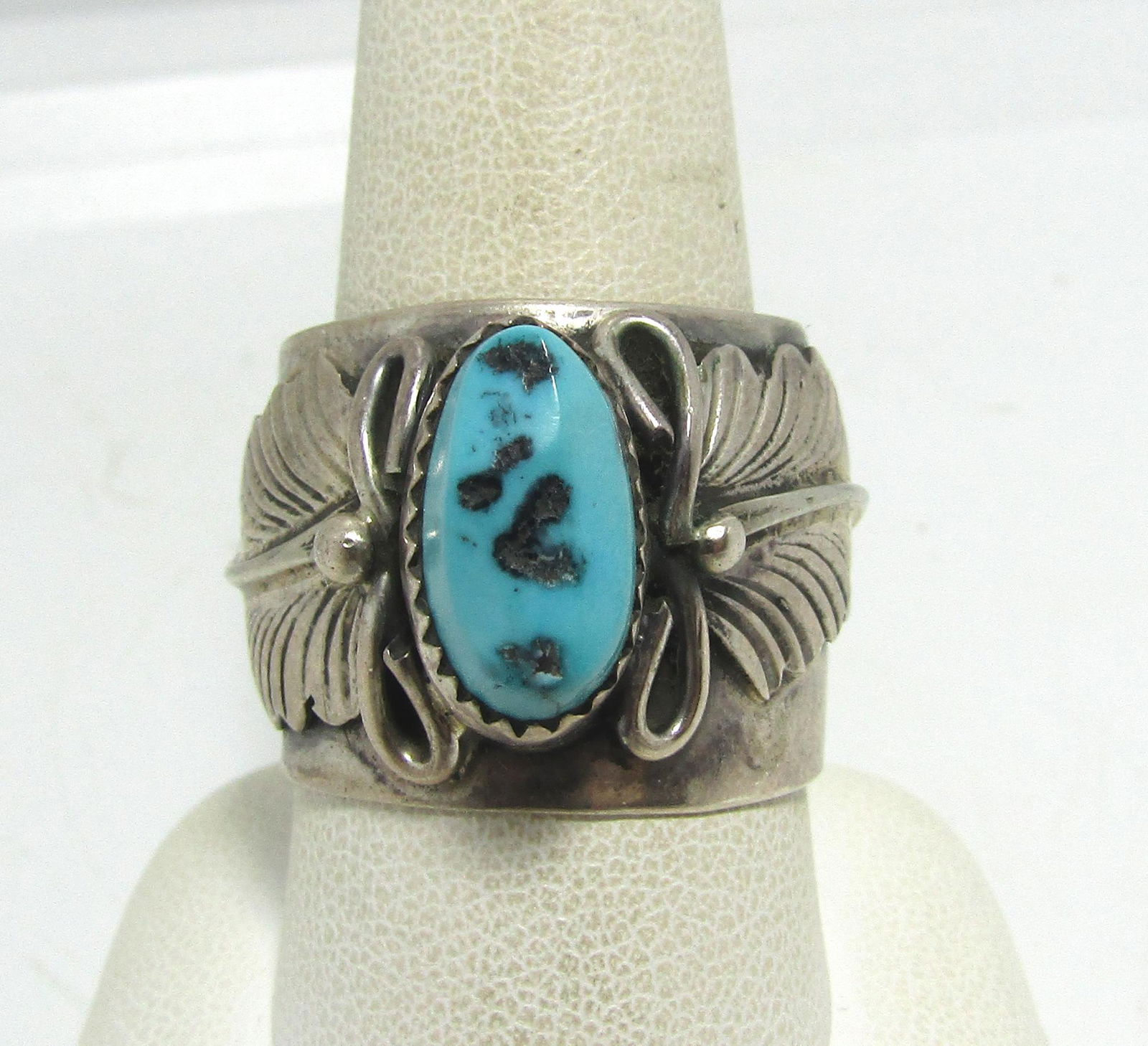 WIDE BAND NAVAJO STERLING TURQUOISE RING SZ10 (1 of 3)
