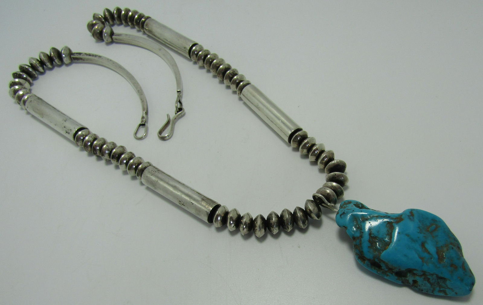 98GRAMS NAVAJO PEARL BEAD NECKLACE STERING SILVER (1 of 4)