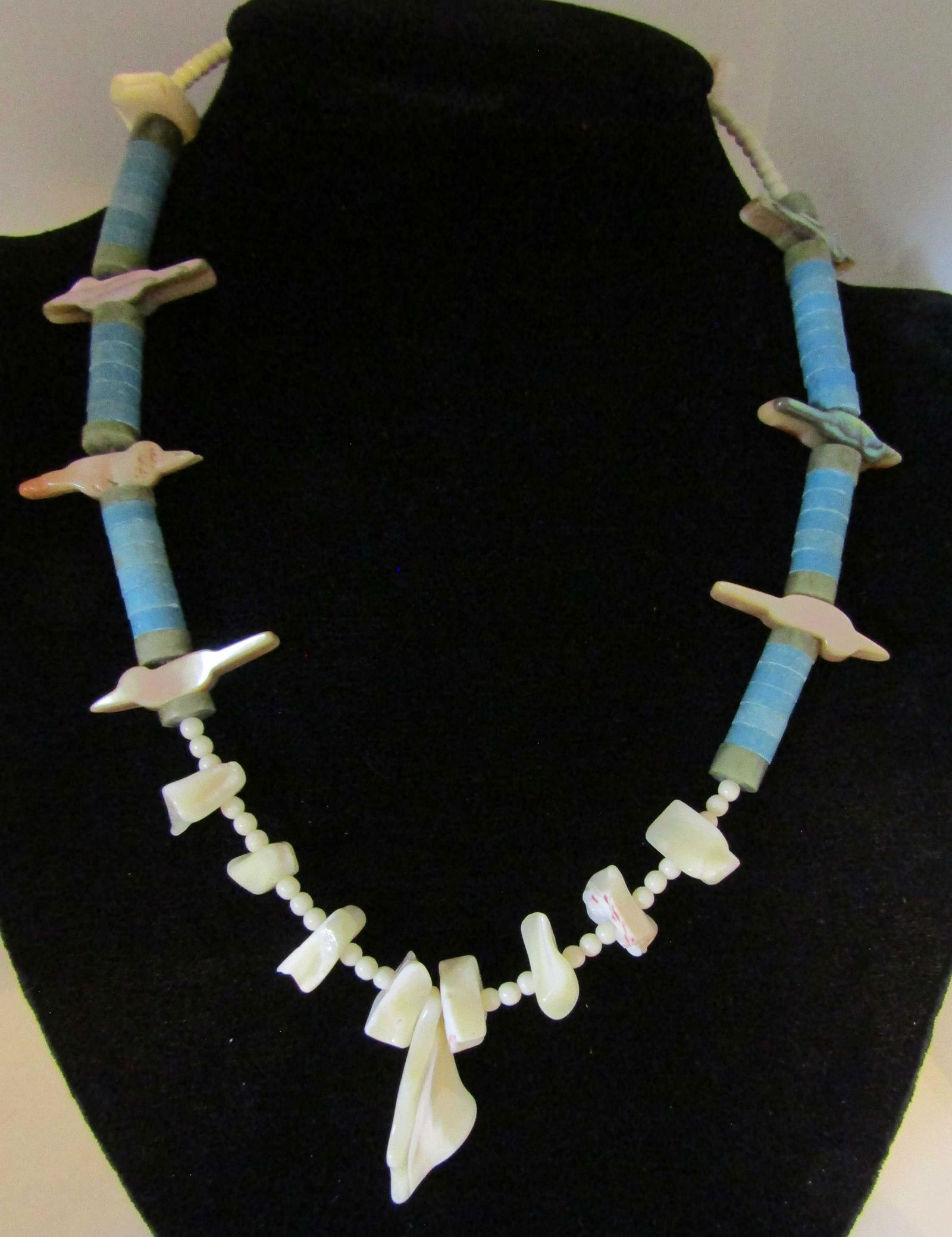 BIRD FETISH NECKLACE TURQUOISE MOP ABALONE SHELL (1 of 5)